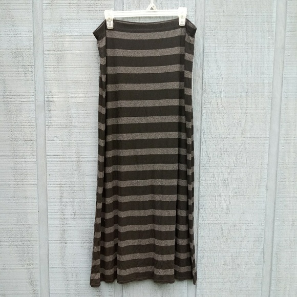 White House Black Market Dresses & Skirts - White House Black Market Striped Maxi Skirt